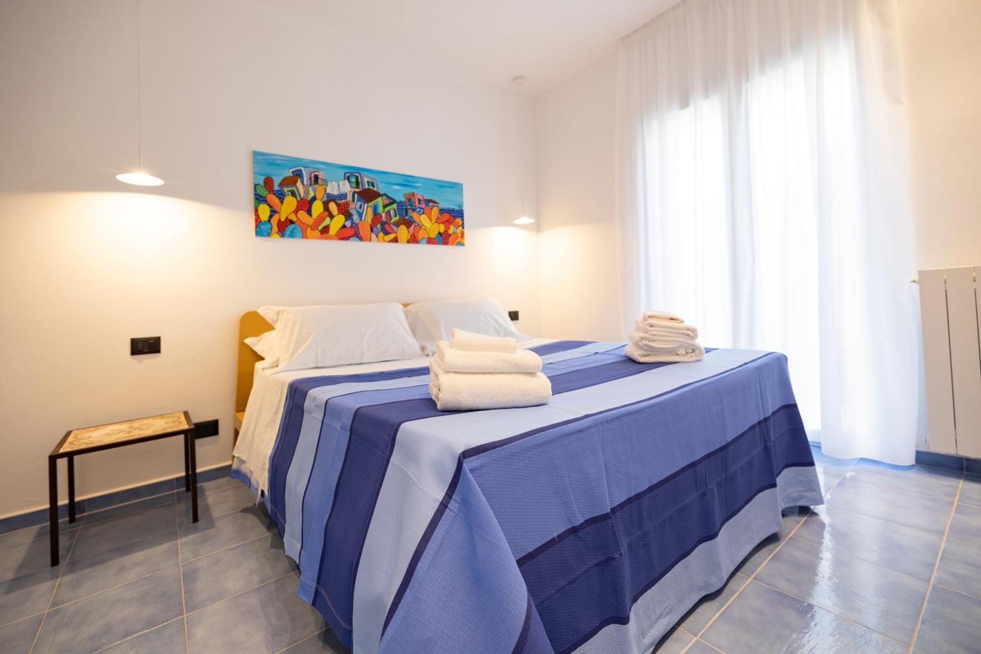 Aura Maris Beach Residence Mazzaforno チェファル エクステリア 写真
