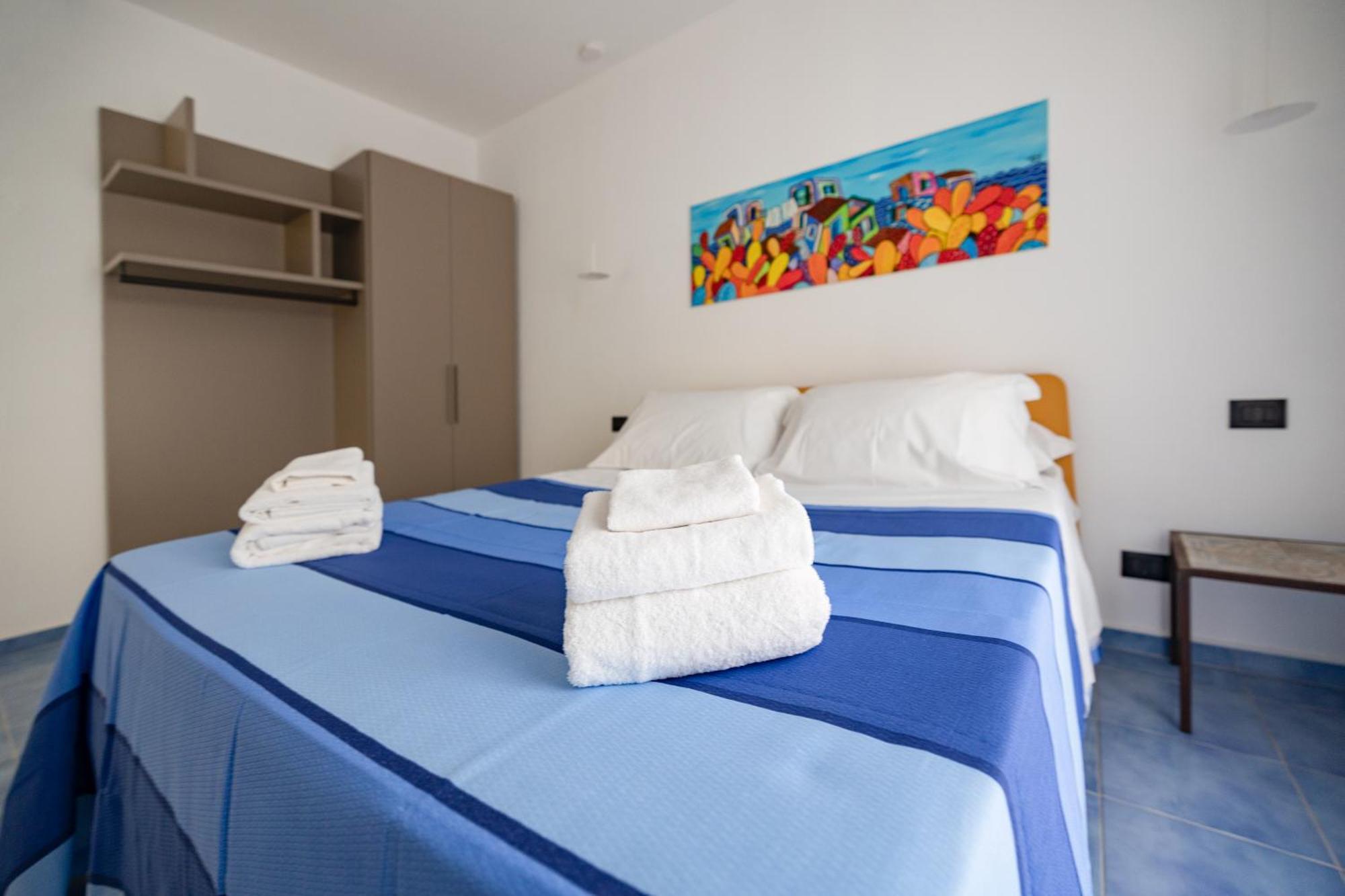 Aura Maris Beach Residence Mazzaforno チェファル エクステリア 写真