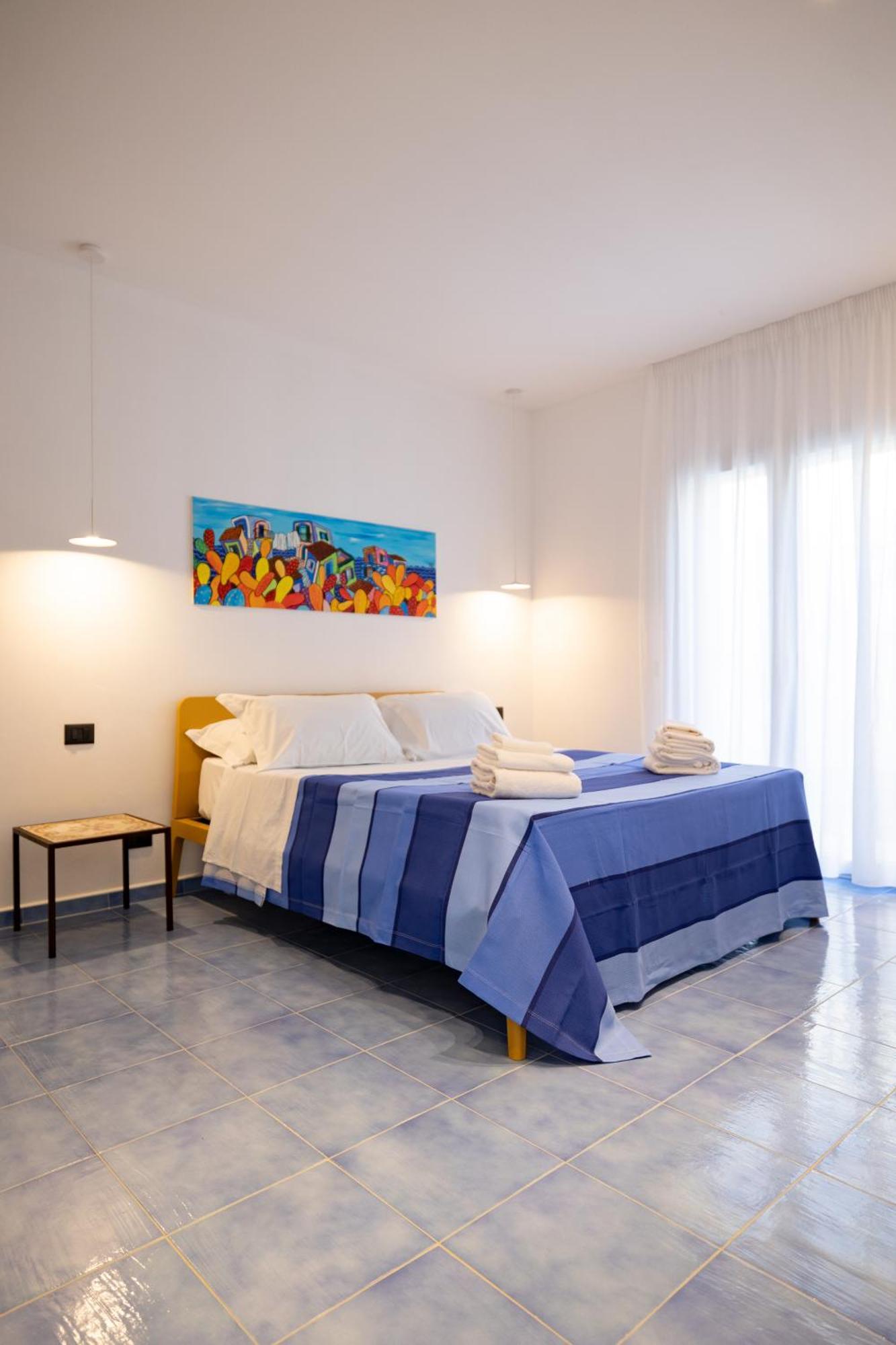 Aura Maris Beach Residence Mazzaforno チェファル エクステリア 写真