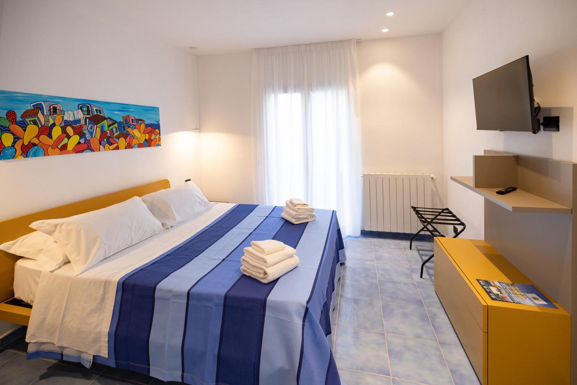 Aura Maris Beach Residence Mazzaforno チェファル エクステリア 写真