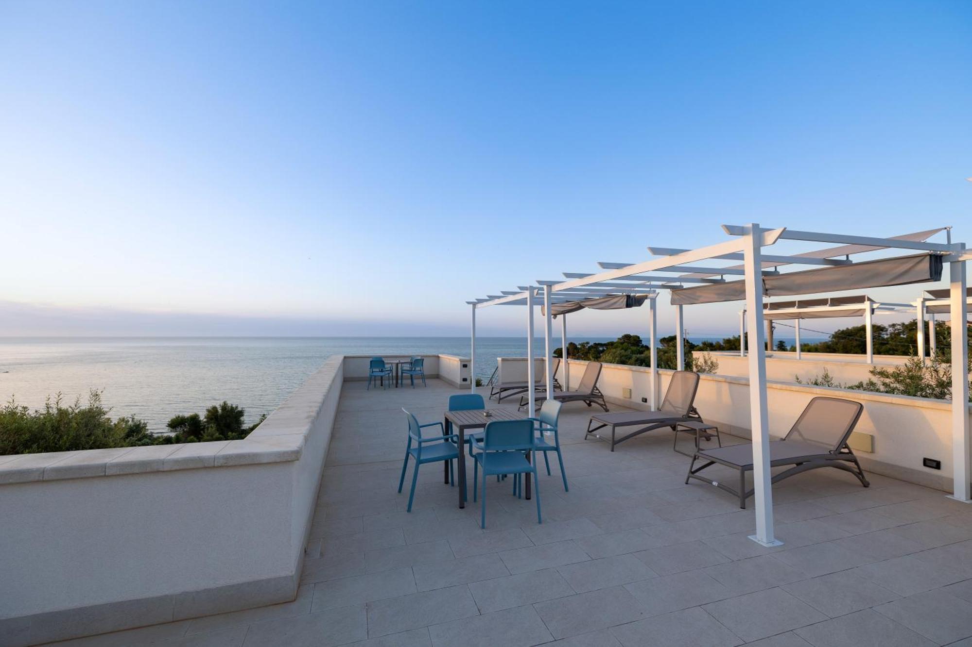 Aura Maris Beach Residence Mazzaforno チェファル エクステリア 写真